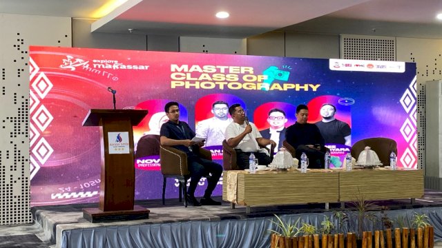 Asah Bakat Pelaku Industri Dispar Gelar Kelas Fotografi 2023
