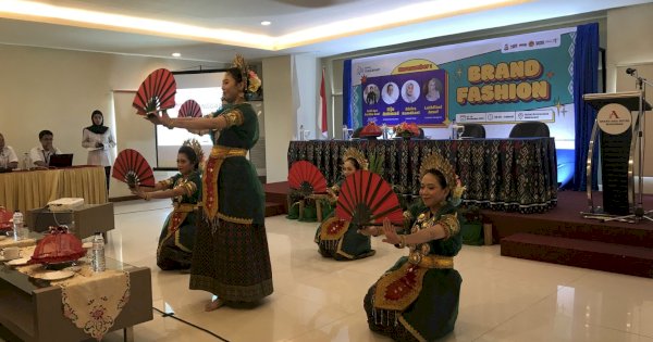 Dukung Ekonomi Kreatif, Dispar Gelar Workshop Brand Fashion