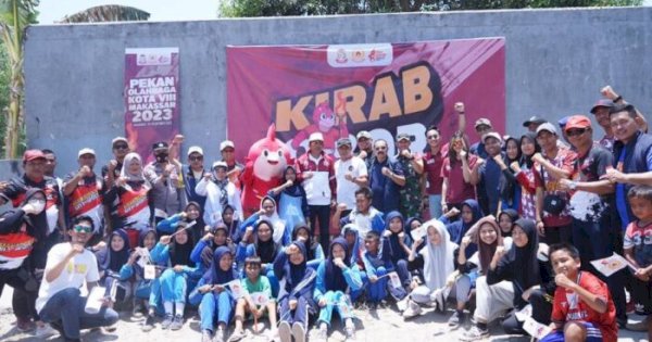 Dukung Porkot Makassar, Ramli Lallo Terima Obor
