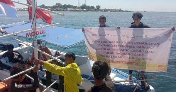 Kecamatan Sangkarrang Terima Bantuan Alat Rehabilitasi Coral Garden