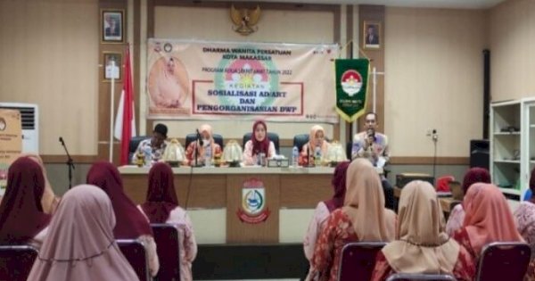 Ramli Lallo Buka Sosialisasi ADRT Pengurus DWP Sangkarrang