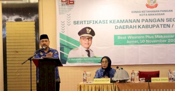 DKP Makassar Serahkan Sertifikat Keamanan PSAT kepada Tiga Kelompok Tani, Pastikan Jaminan Mutu Keamanan Pangan