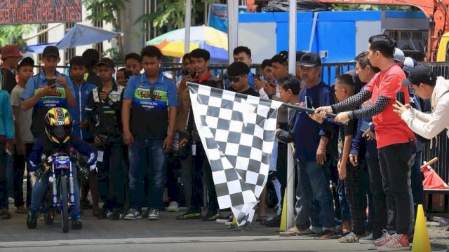 Adu Cepat dan Tangkas Peserta Makassar Drag Bike 2023 Walikota Cup Perebutkan Hadiah 115 Juta