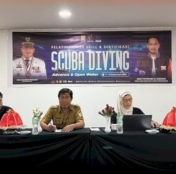 Tingkatkan Potensi Bahari, Dispora Makassar Gelar Pelatihan Life Skill dan Sertifikasi Scuba Diving
