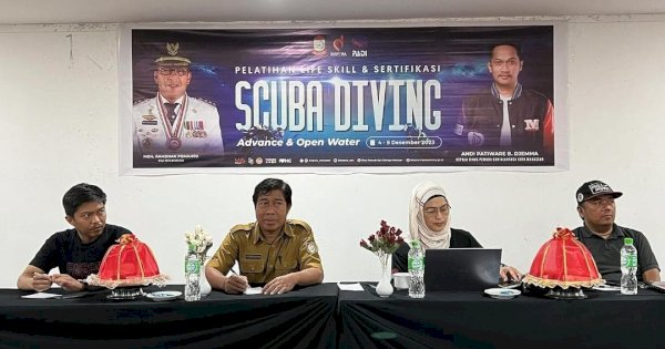 Tingkatkan Potensi Bahari, Dispora Makassar Gelar Pelatihan Life Skill dan Sertifikasi Scuba Diving