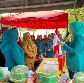 Terobosan Baru, Ketua PKK Kecamatan Ujung Tanah Lantik PKK Milenial