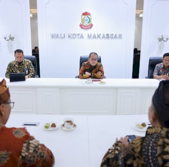 Danny Pomanto Senang PHDI Bantu Program Perkuatan Keimanan Umat