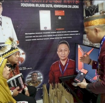 Sekcam Ujung Tanah Kenalkan Aplikasi Pakintaki Rong di Pemeran PKA Angkatan VII dan VIII