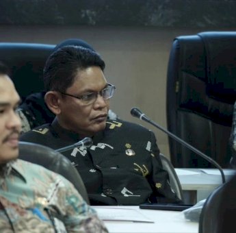 Camat Ujung Tanah Ikut Rapat Pansus Pembahasan Ranperda Kota Makassar tentang Pajak Daerah dan Retribusi