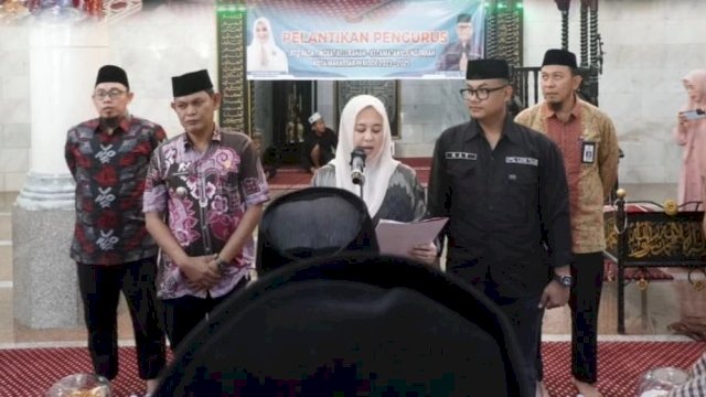 Lantik Pengurus LPTQ Tingkat Kelurahan, Ini Harapan Camat Ujung Tanah