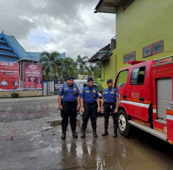 Damkar Makassar Kawal Pengamanan Logistik Pemilu di 14 Titik
