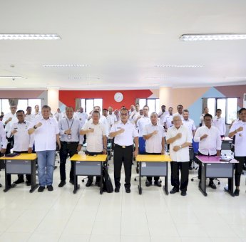 Tegaskan Tidak Ada Anak Emas, Danny Pomanto Cari Pejabat Cepat dan Adaptif di Seleksi JPTP