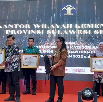 Kanwil Kemenkumham Sulsel Raih Kinerja Penyelenggara Bantuan Hukum Terbaik Tahun 2022 &ndash; 2023
