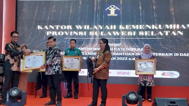 Kanwil Kemenkumham Sulsel Raih Kinerja Penyelenggara Bantuan Hukum Terbaik Tahun 2022 &ndash; 2023