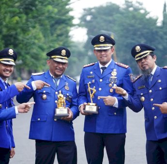 HUT Damkar Indonesia ke 105, Damkar Makassar Sabet Juara 1 Hose Laying