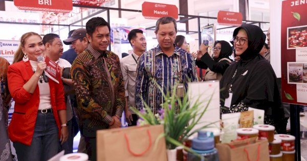 PJ Sekda Buka Resmi SMES & Financing Expo 2024, Harap Perbankan Bantu UMKM Lorong Naik Kelas