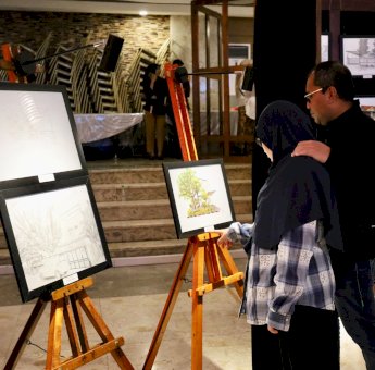 Danny Pomanto Apresiasi Gradasi Sketch Exhibition Himpunan Mahasiswa Arsitektur UNHAS