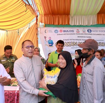 Danny Pomanto dan Pj Gubernur Bahtiar Baharuddin Tinjau Gerakan Pangan Murah di Makassar