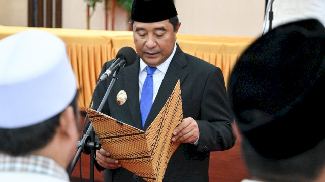 Pj Gubernur Sulsel Bahtiar Baharuddin Lantik Pengurus Baru Masjid 99 Kubah