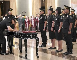 Lantik 57 Pimti Pratama, Menkumham Sampaikan Pesan Bekerja Bersama adalah Keberhasilan