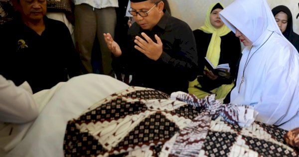 Bersahabat Sejak Usia 16 Tahun, Danny Pomanto Lepas Kepergian Donny Kesuma