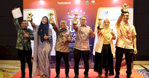 PDAM dan Perumda Parkir Raih Penghargaan Top BUMD 2024, Danny Pomanto: Jadi Acuan BUMD di Makassar