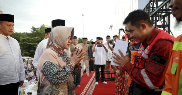 Momentum Ramadan 1445 H, Pemkot Makassar Beri Santunan 459 Satgas PU