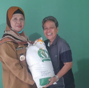 Lurah Timungan Lompoa: Ambil Raskin Tak Mesti Bayar PBB dan Retribusi Sampah