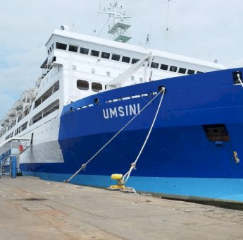 KM Umsini Alami Insiden di Makassar, Tidak Ada Korban Jiwa