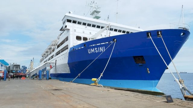 KM Umsini Alami Insiden di Makassar, Tidak Ada Korban Jiwa