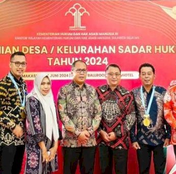 Sepuluh Camat di Makassar Terima Penghargaan dari Kemenkumham RI