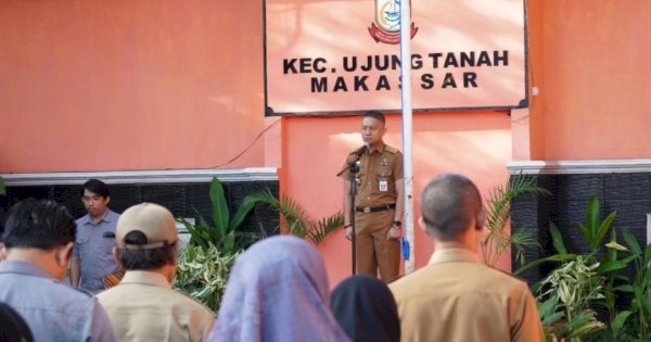 Camat Ujung Tanah Amanda Syahwaldi Jadi Irup Upacara Bendera