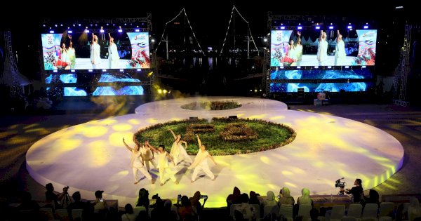 Singapura Tampilkan Keberagaman Budayanya Lewat Modern Dance di F8 Makassar