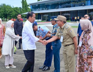 Kunjungan Kerja di Sulsel, Danny Pomanto Ikut Jemput Presiden Jokowi di Pangkalan TNI AU Sultan Hasanuddin