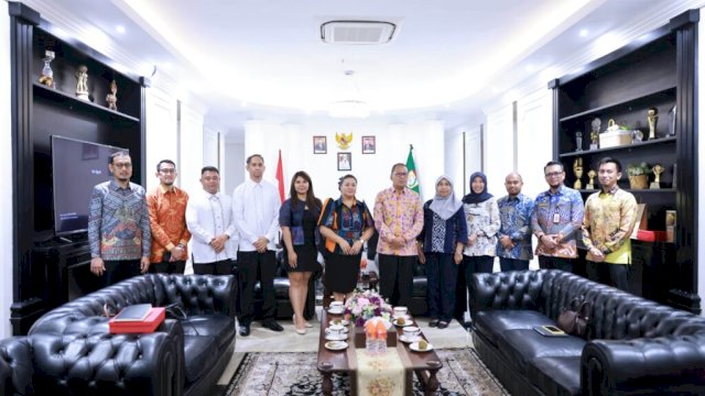 Danny Pomanto Ajak Konsulat Jenderal Filipina Mary Jennifer Tampil di F8 Makassar