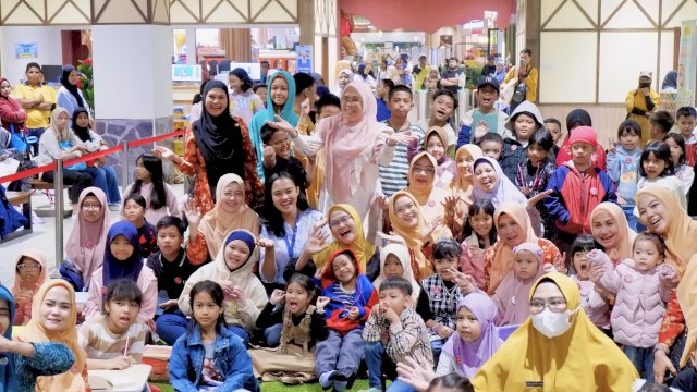 Trans Studio Word Sukses Gelar Kompetisi Mewarnai Diatas Media Kayu