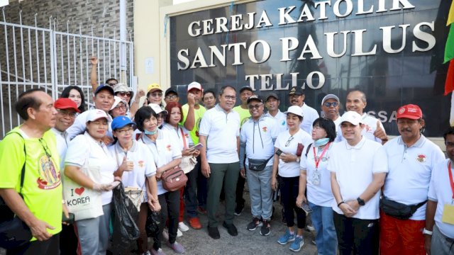 Danny Pomanto Ramaikan Jalan Santai Sehat Bahagia Gereja Katolik Paroki ST Paulus Tello