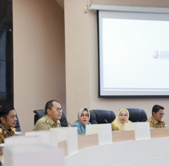 Danny Pomanto Pimpin Rapat Finalisasi untuk Sukseskan F8 Makassar 2024