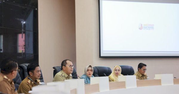 Danny Pomanto Pimpin Rapat Finalisasi untuk Sukseskan F8 Makassar 2024