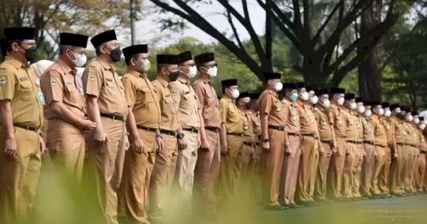 62 Hewan Kurban dari SKPD Makassar Dibagikan ke Staf dan Masyarakat Sekitar