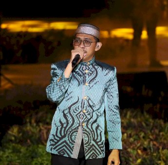 Lagu Daerah Makassar Ashari Sitaba Temani Malam Minggu Pengunjung F8