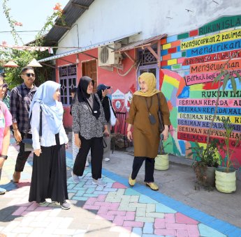 Kunjungan ke Longwis, Kementrian Kominfo Terkesima dengan Pembengembangan UMKM