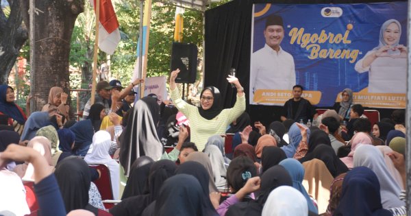 Warga Dua Kecamatan Ngaku Bangga dengan Program Seto-Rezki