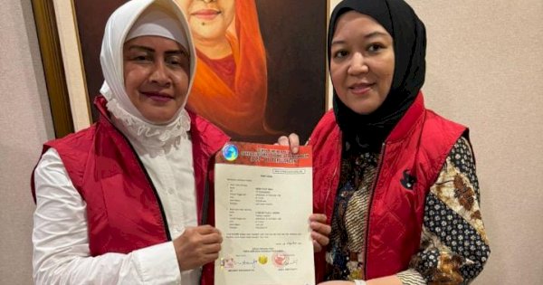 Indira-Ilham Terima B1KWK PDIP, Siap Maju Pilwalkot Makassar