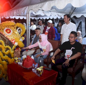 Seto-Rezki Tunjukkan Keberpihakan ke Warga, Habis Daftar Langsung Temu Konstituen di Wajo