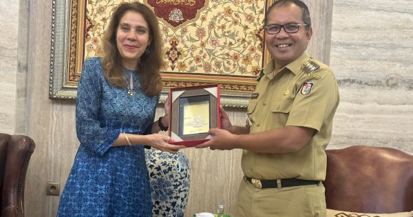 Pemkot Makassar dan PBB Jajaki Kerja Sama Sampah Elektronik dan Pendidikan