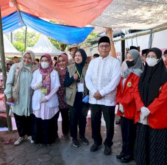 Danny Pomanto Ikut Berkurban dan Gelar Open House bagi Warga Makassar