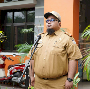 Pimpin Apel Pagi, Sekcam Rappocini Harap Kedisiplinan Meningkat dan Laksanakan Sabtu Bersih