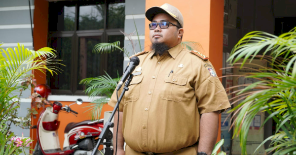 Pimpin Apel Pagi, Sekcam Rappocini Harap Kedisiplinan Meningkat dan Laksanakan Sabtu Bersih