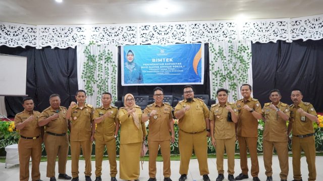 Camat Rappocini Bareng Jajaran Hadiri Bimtek Kader Khusus Pokja 1
